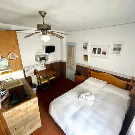 Con Bano Y Cocina Privados En Albaicin