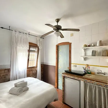 Homestay Con Bano Y Cocina Privados En Albaicin *
